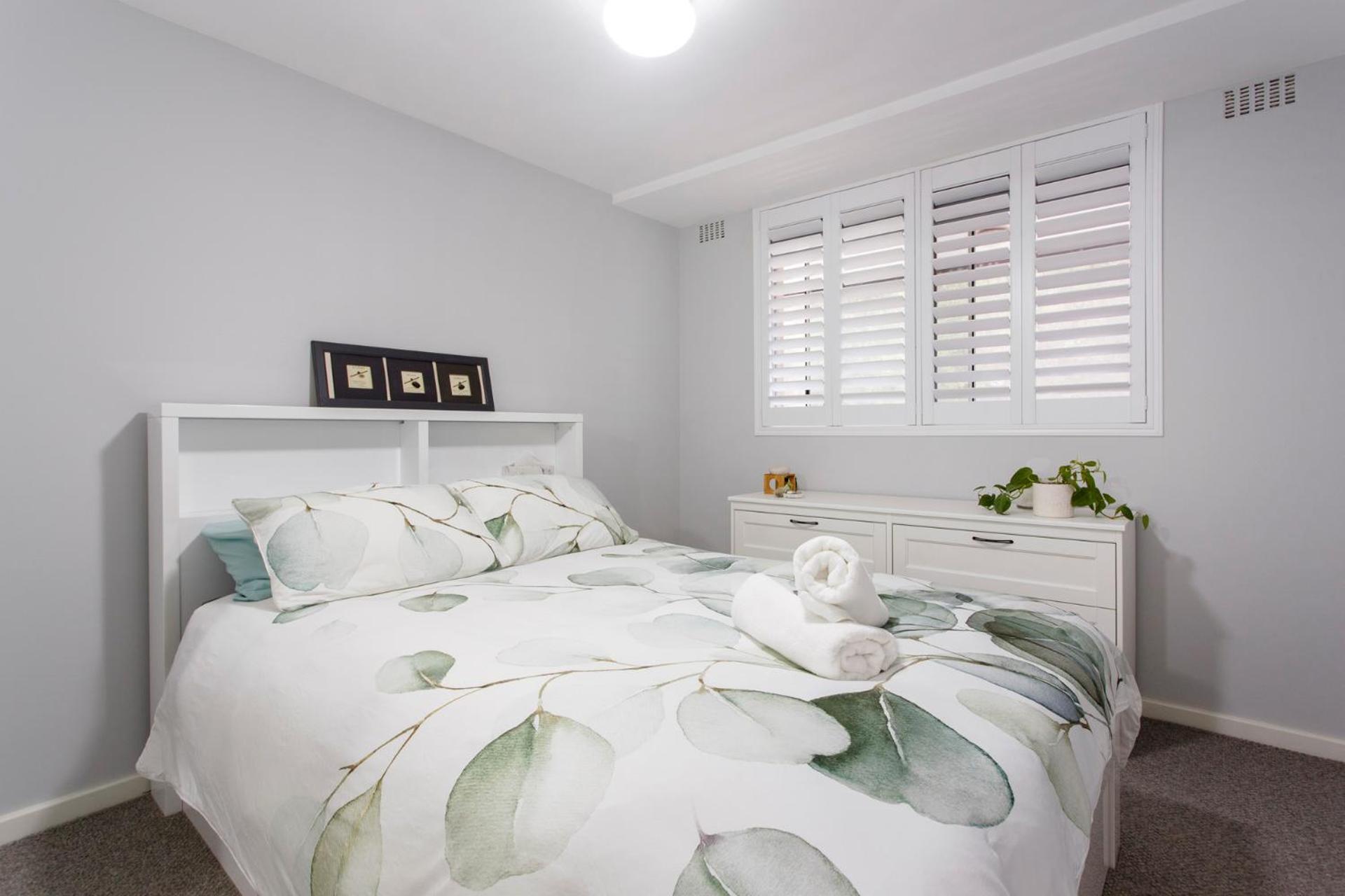 East Escape Apartment *